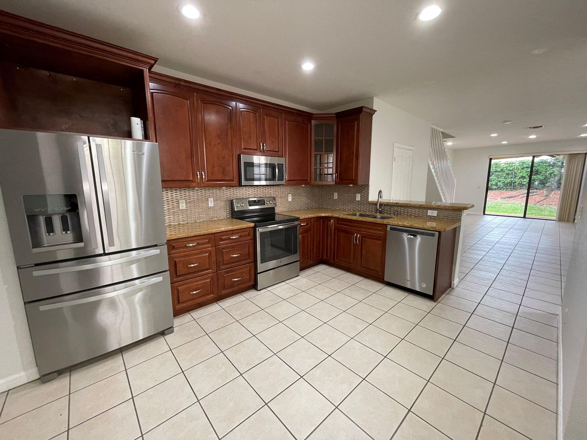 4158 FOREST Drive