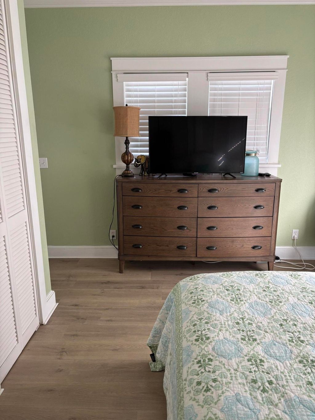Photo of 808 Kanuga Drive, West Palm Beach, FL 33401 (MLS # B26029584)