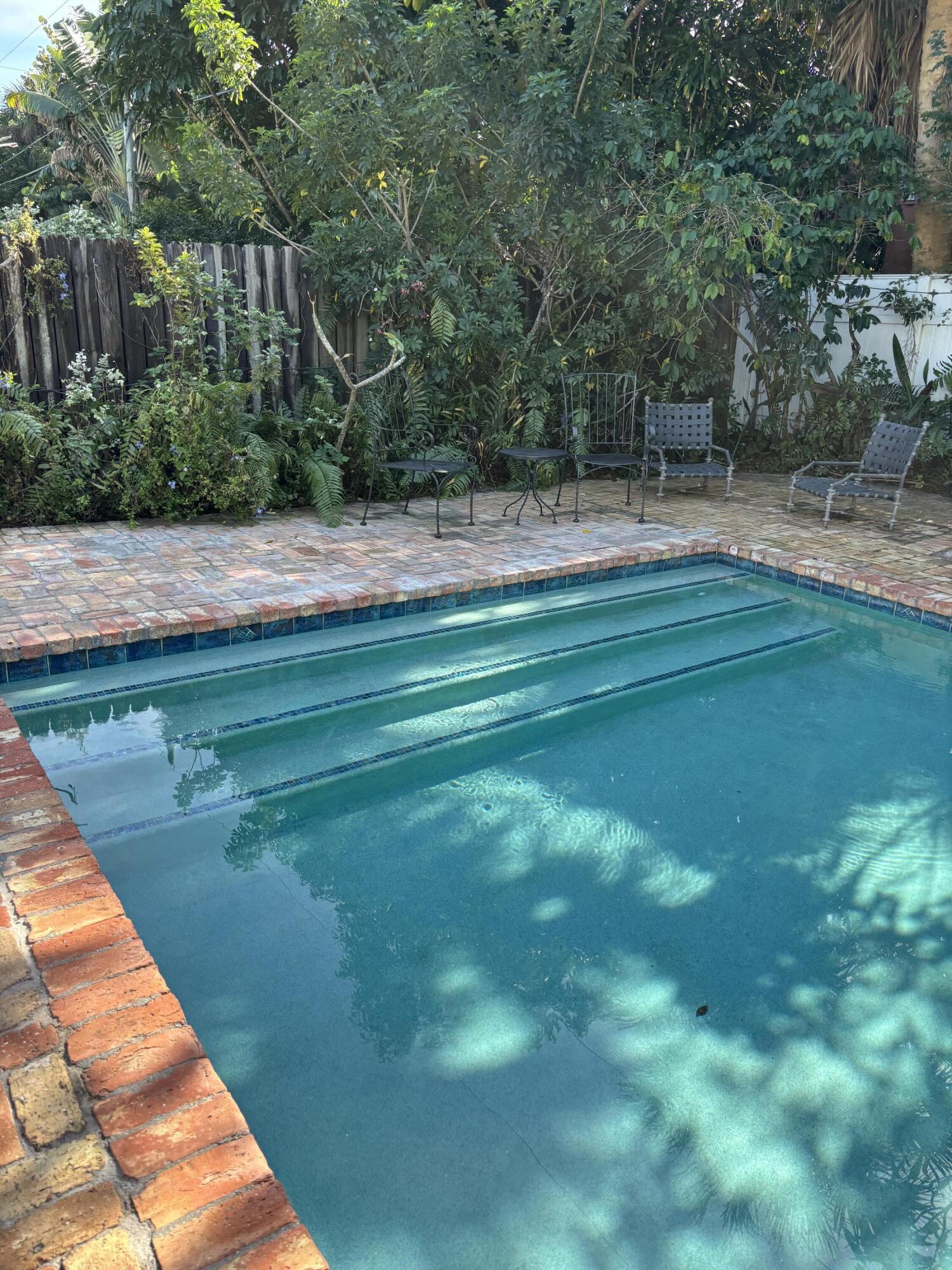 FLAMINGO PARK - Residential