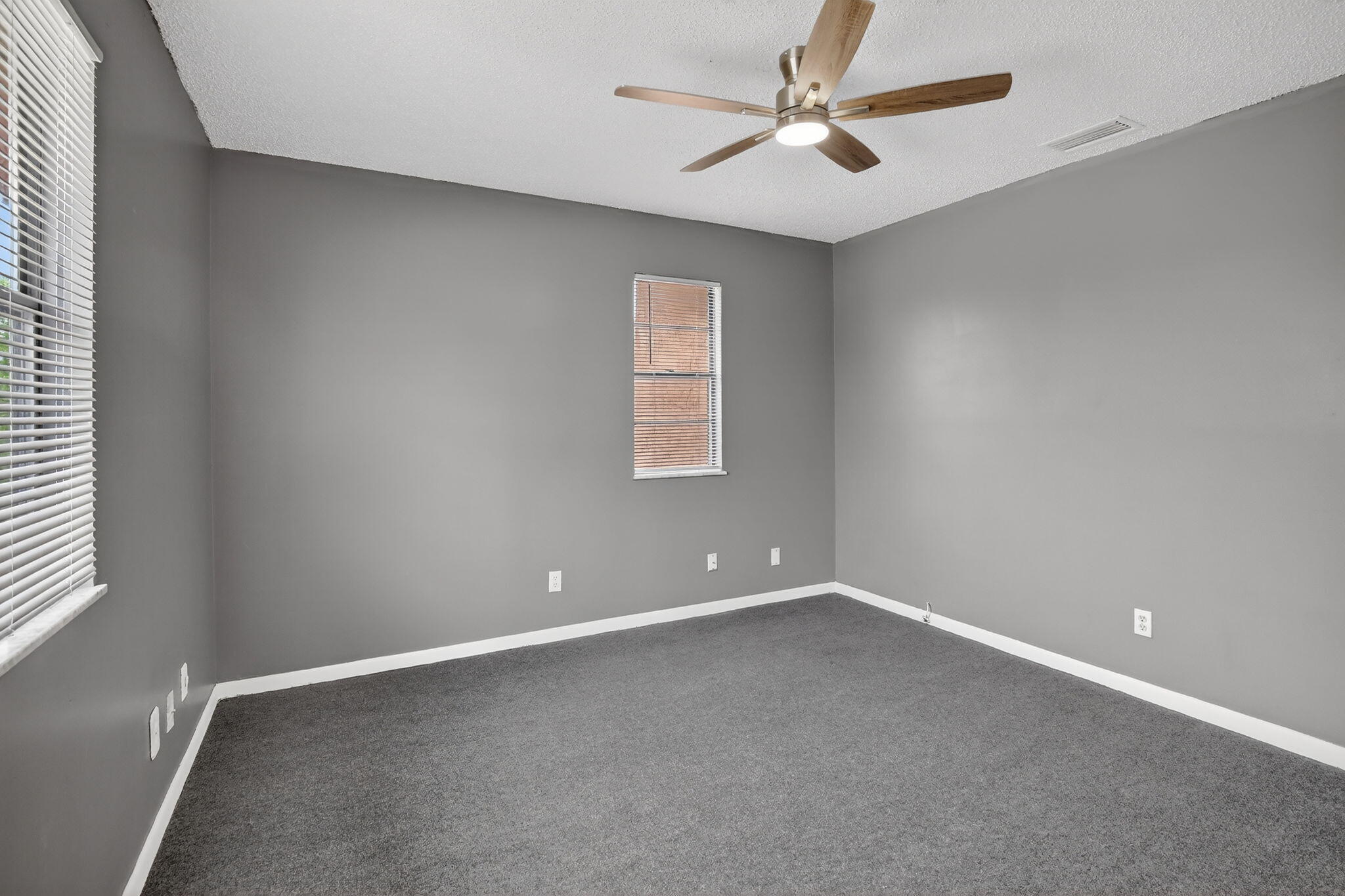 BRIAR ESTATES - Residential