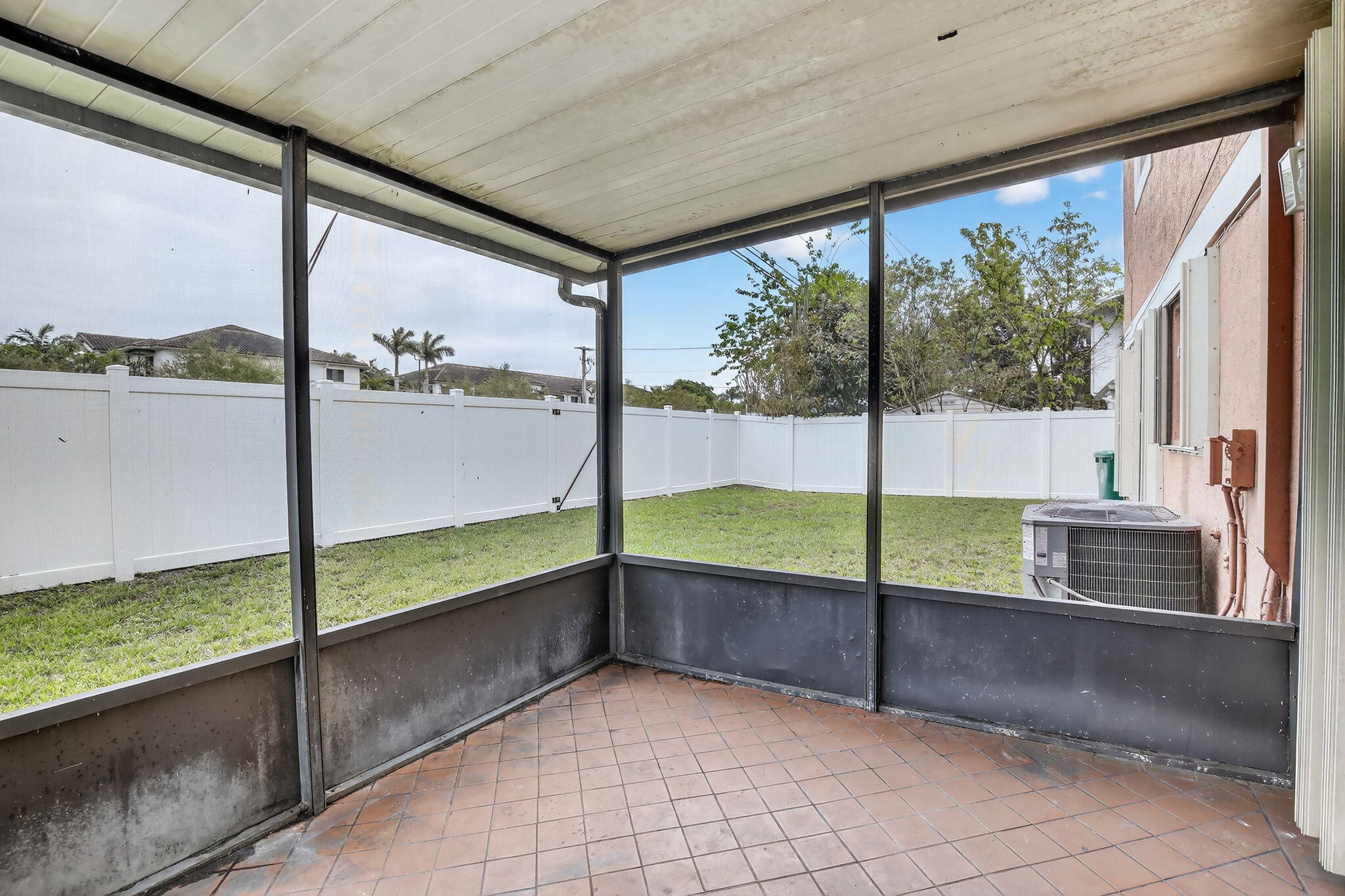 BRIAR ESTATES - Residential