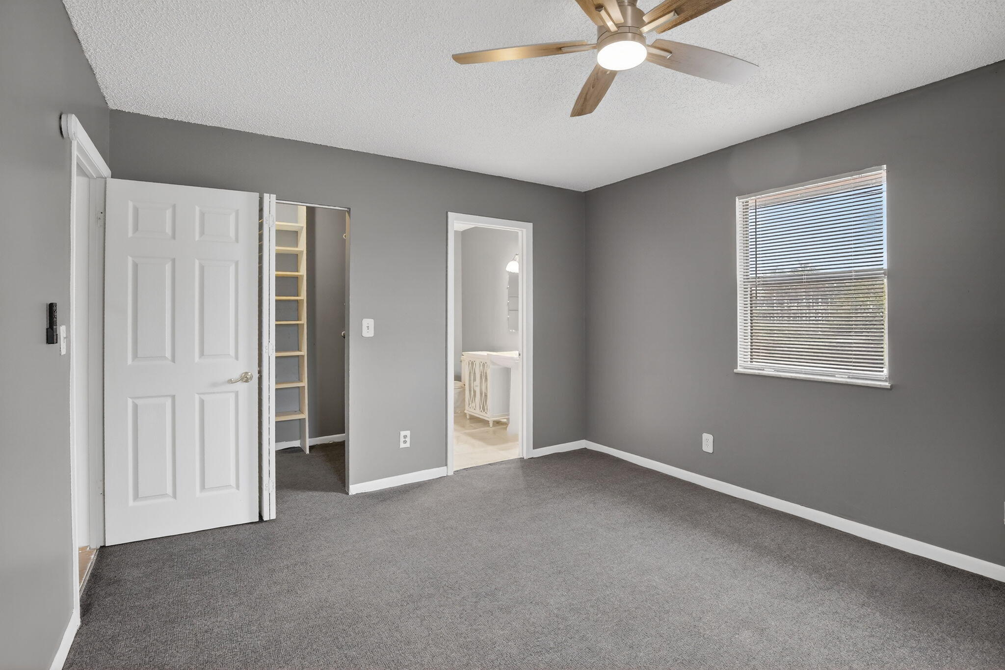 BRIAR ESTATES - Residential