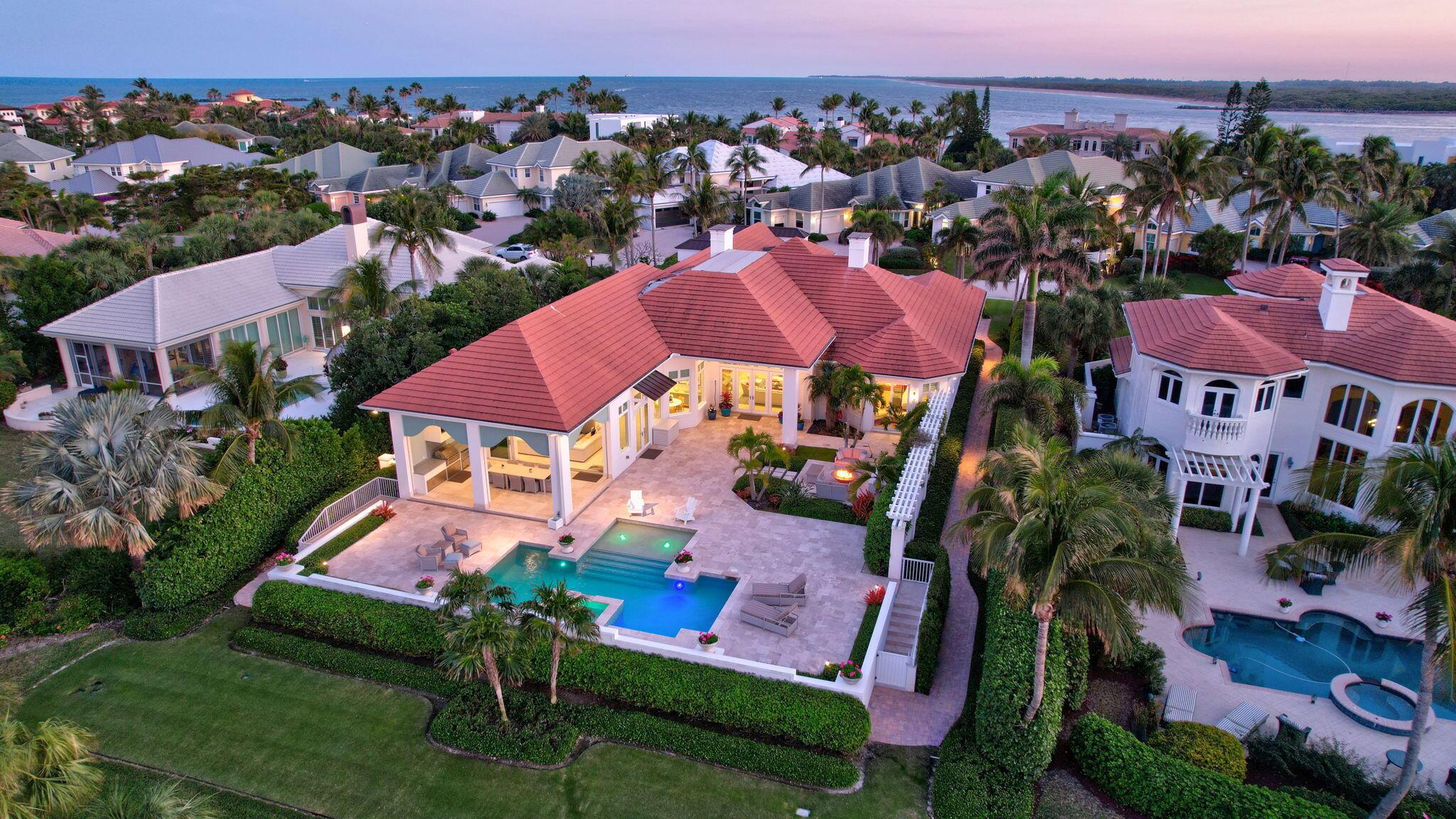 2865 SE Dune Drive