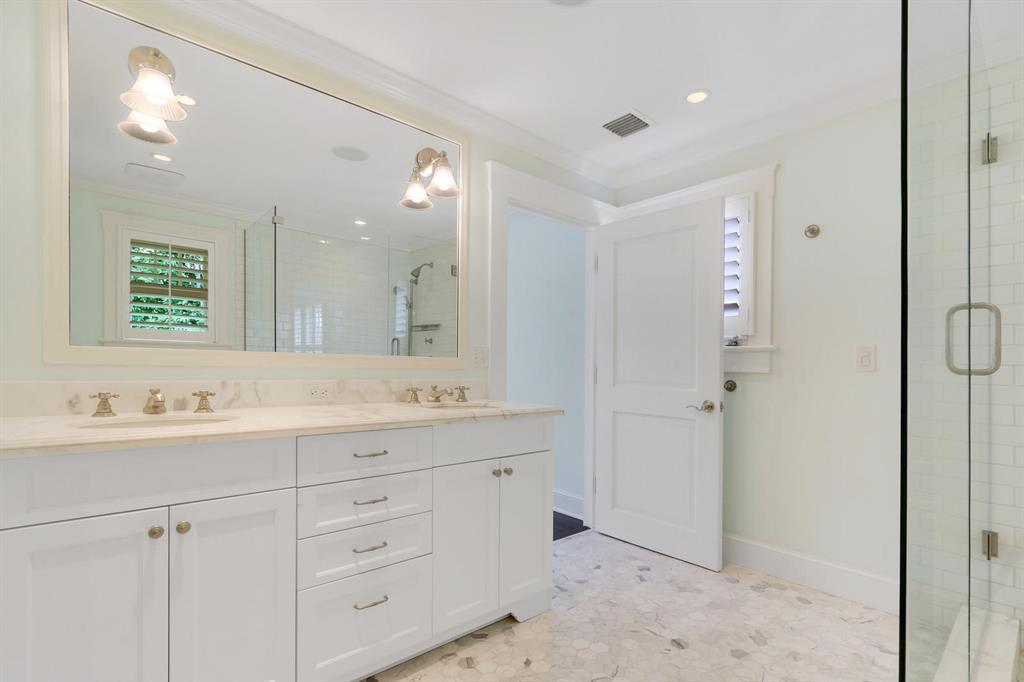 ROYAL PARK - Residential