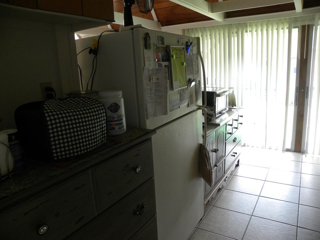 Photo of 532 SE Maple Terrace, Port Saint Lucie, FL 34983 (MLS # R10951461)