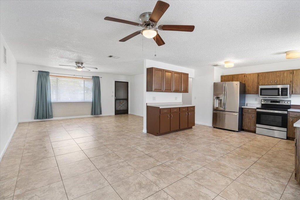 Photo of 1433 SE North Balcourt Court, Port Saint Lucie, FL 34952 (MLS # R11089176)