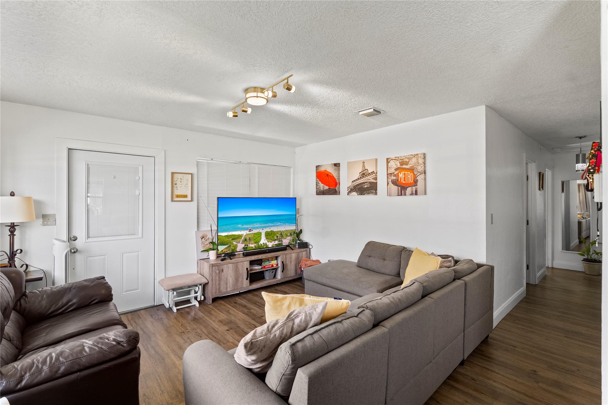 WESTGATE HGTS - Residential