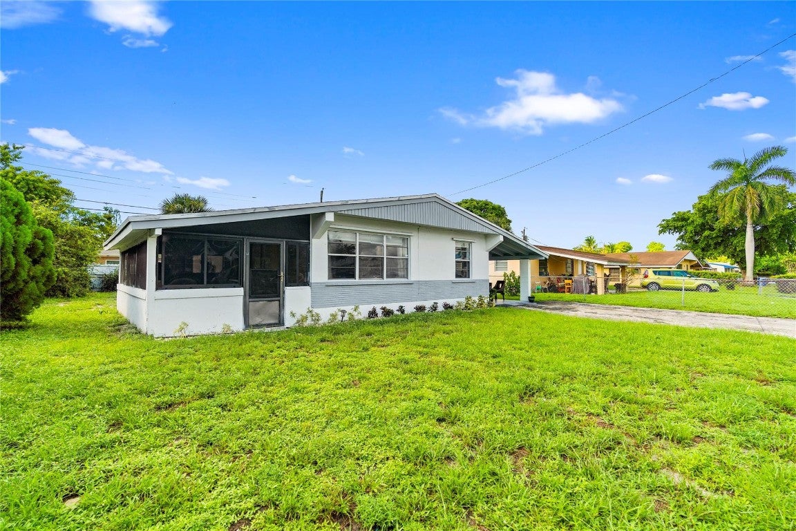3110 NW 5th Court, Lauderhill FL 33311