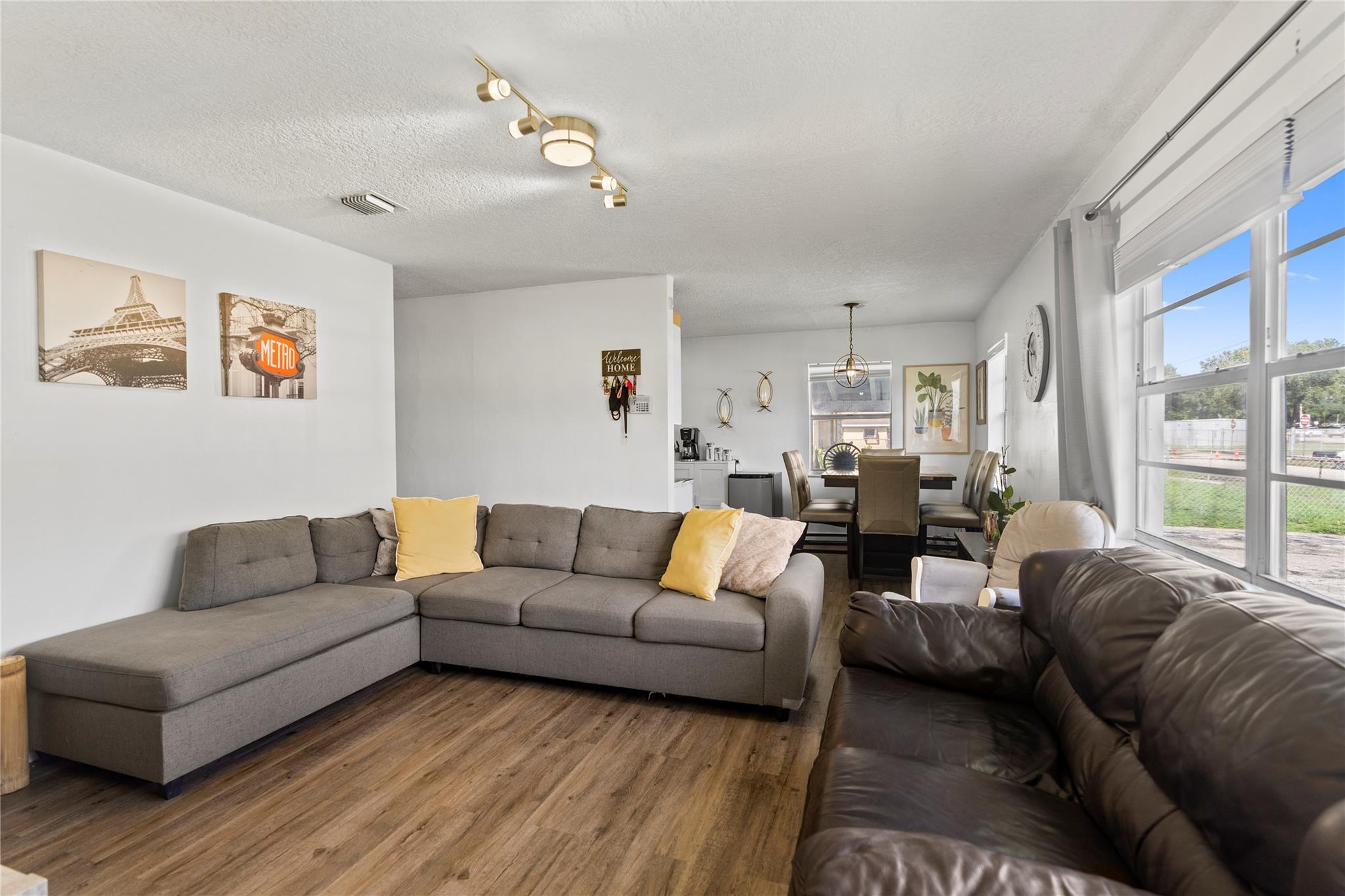 WESTGATE HGTS - Residential