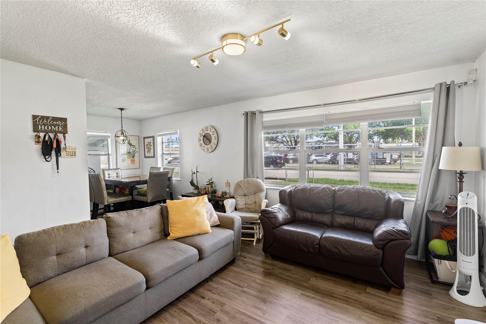 WESTGATE HGTS - Residential