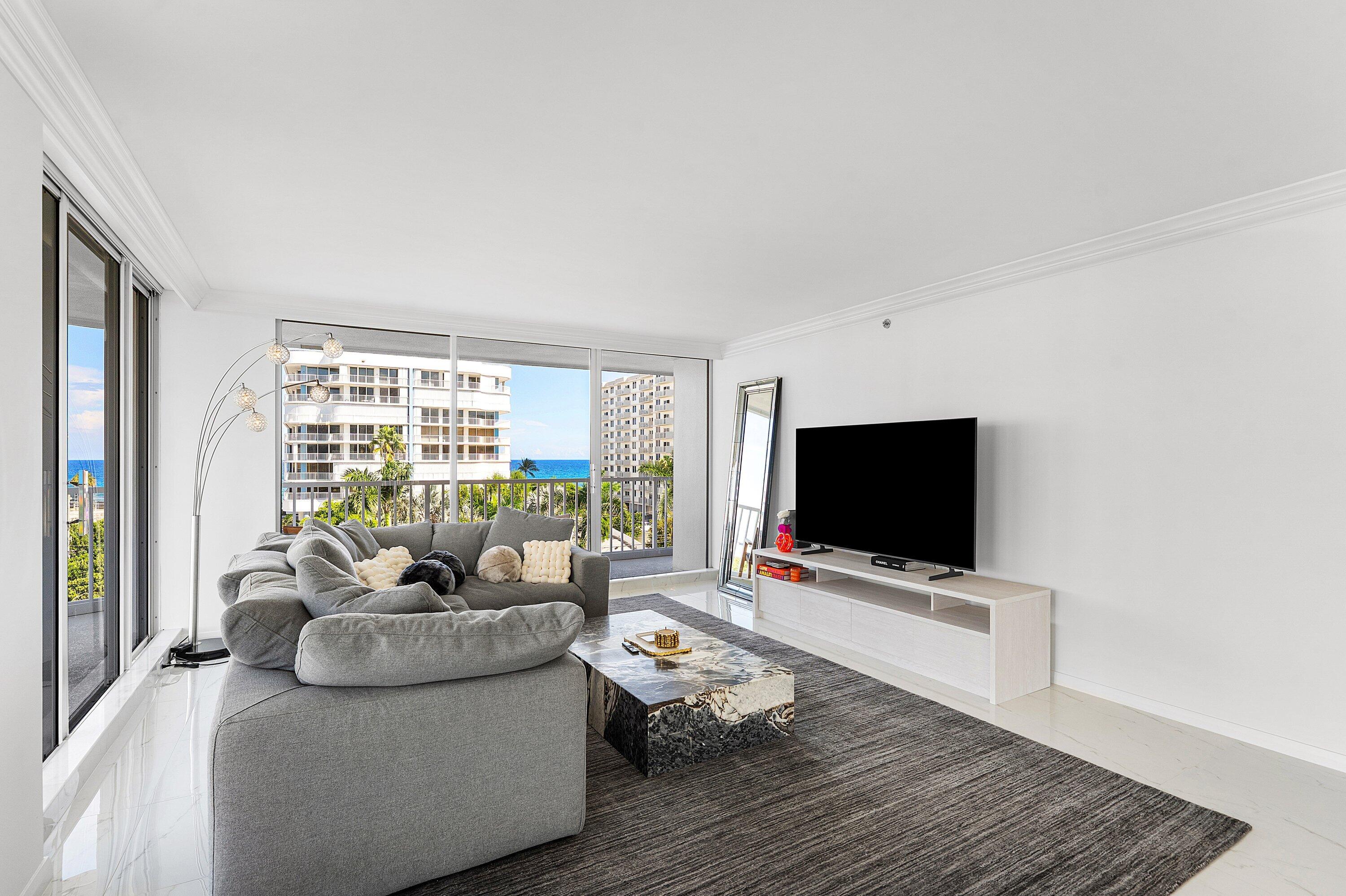 3210 S OCEAN Boulevard 604