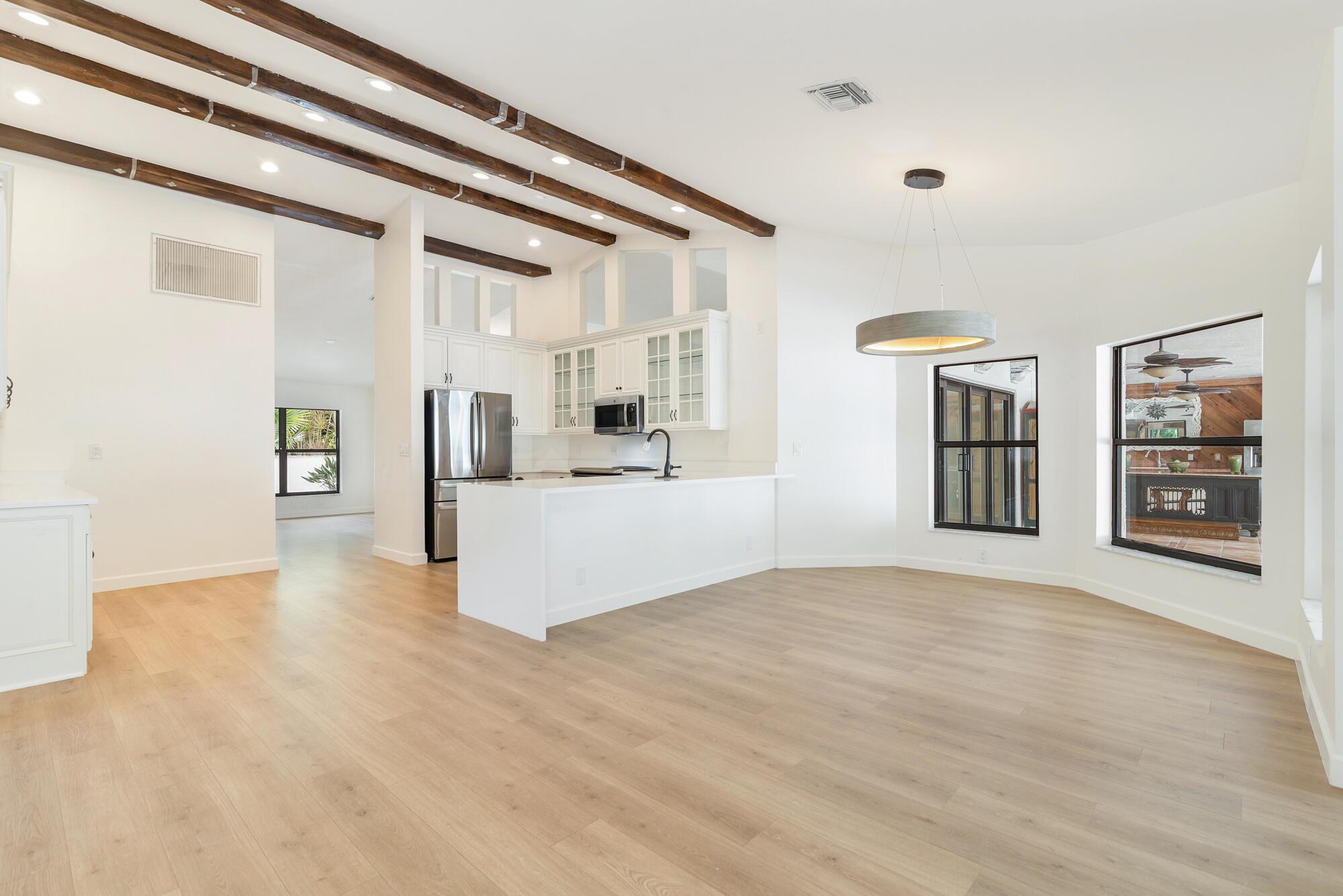 WALKERS WOODS - Residential