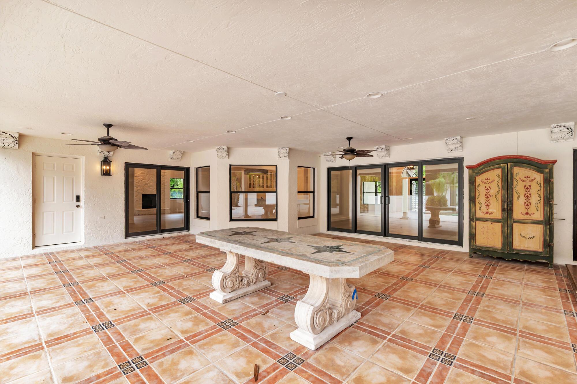 WALKERS WOODS - Residential