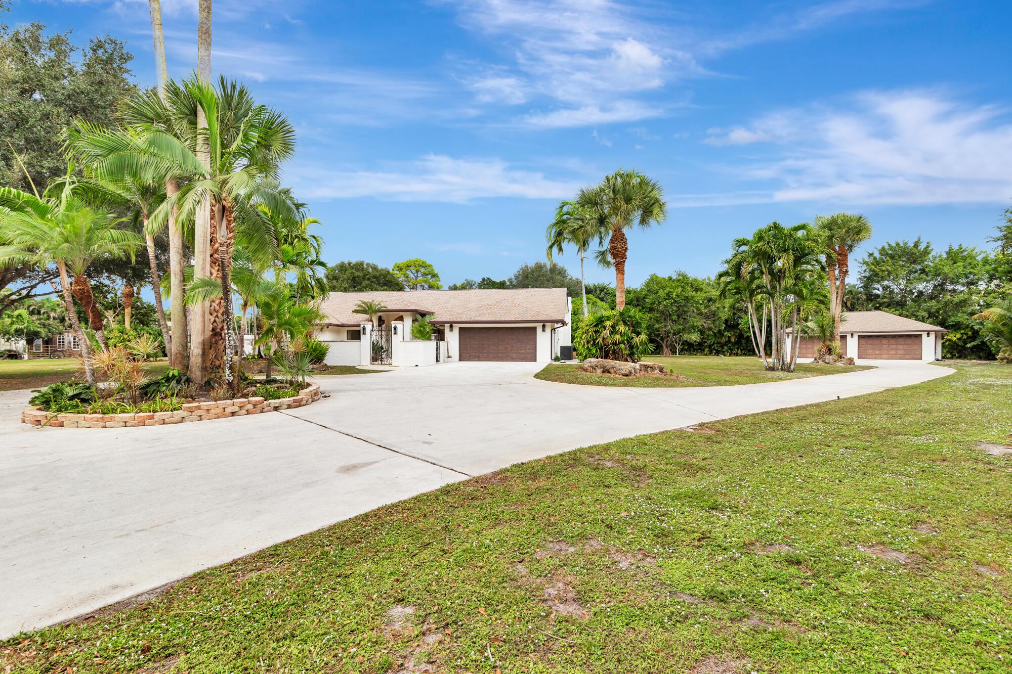 WALKERS WOODS - Residential