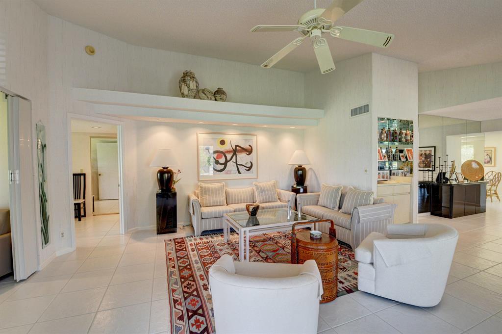 GLENEAGLES CONDO V - Residential