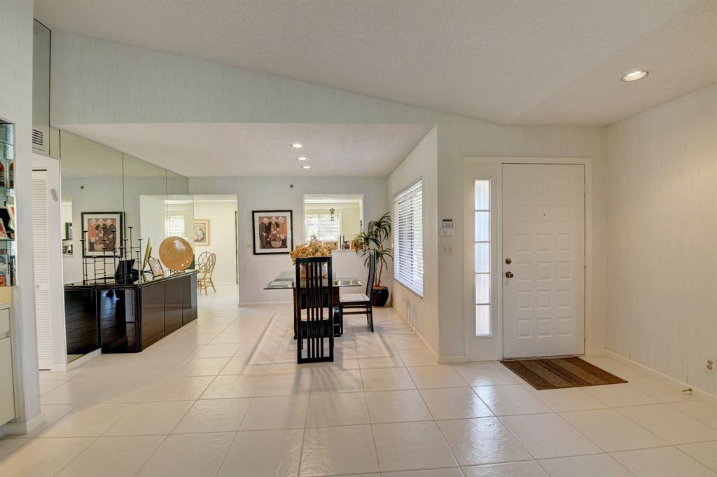 GLENEAGLES CONDO V - Residential