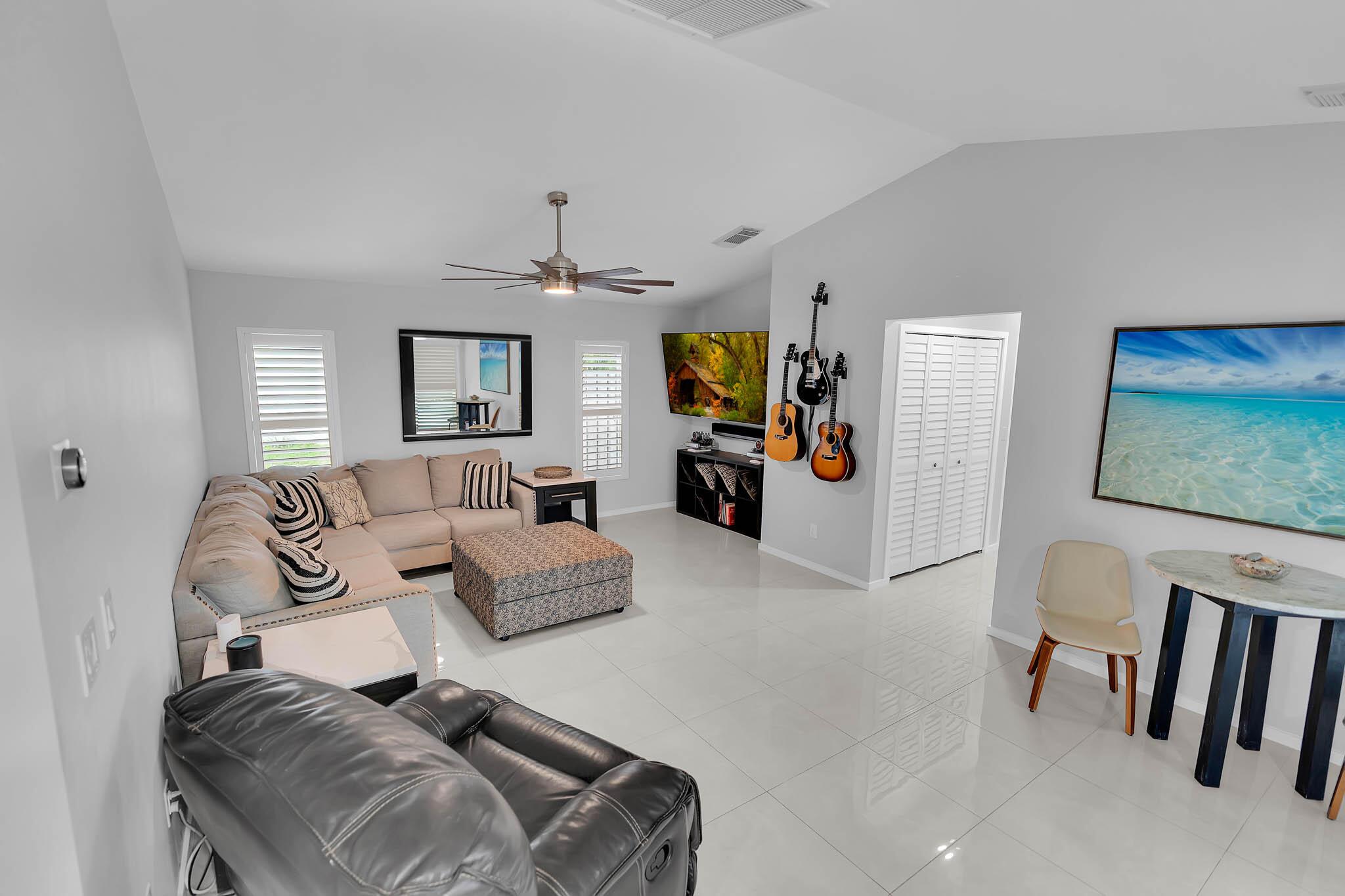 PORT ST LUCIE SECTION 40 - Residential