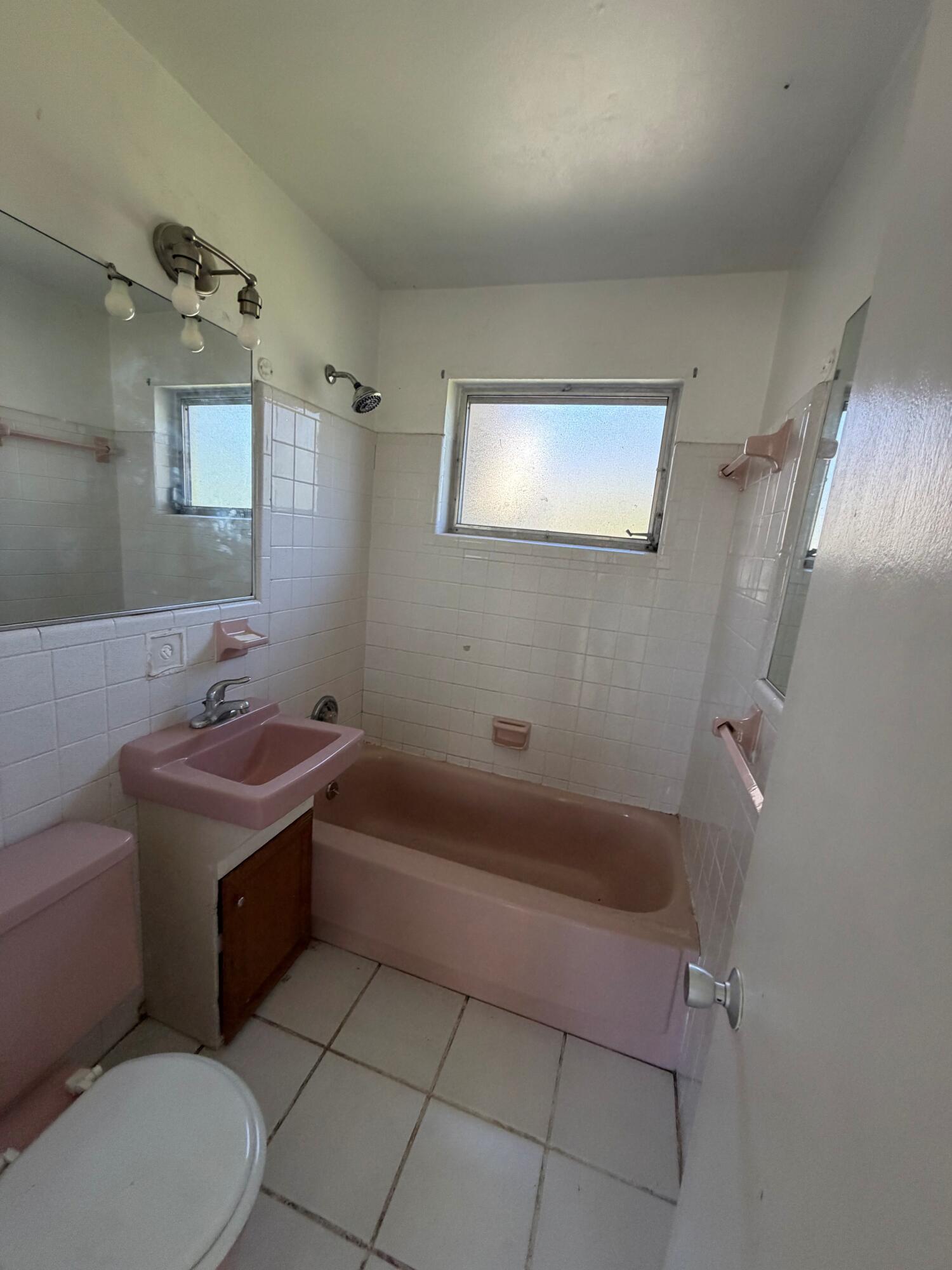 CYPRESS ESTATES - Residential