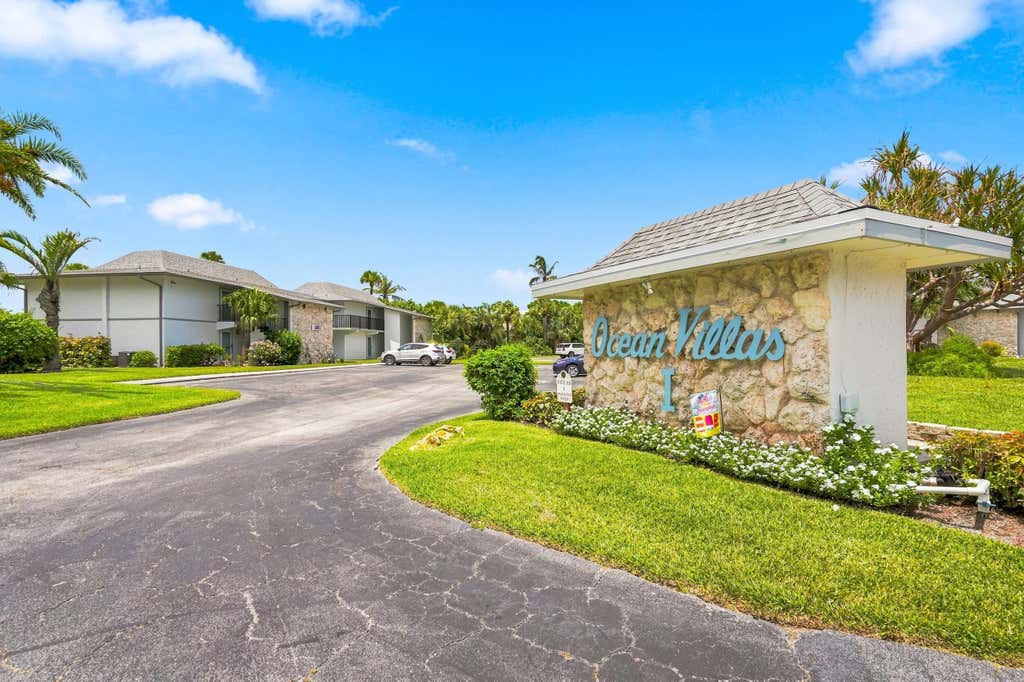 Photo of 2400 S Ocean Drive #v-514, Fort Pierce, FL 34949 (MLS # B26063988)