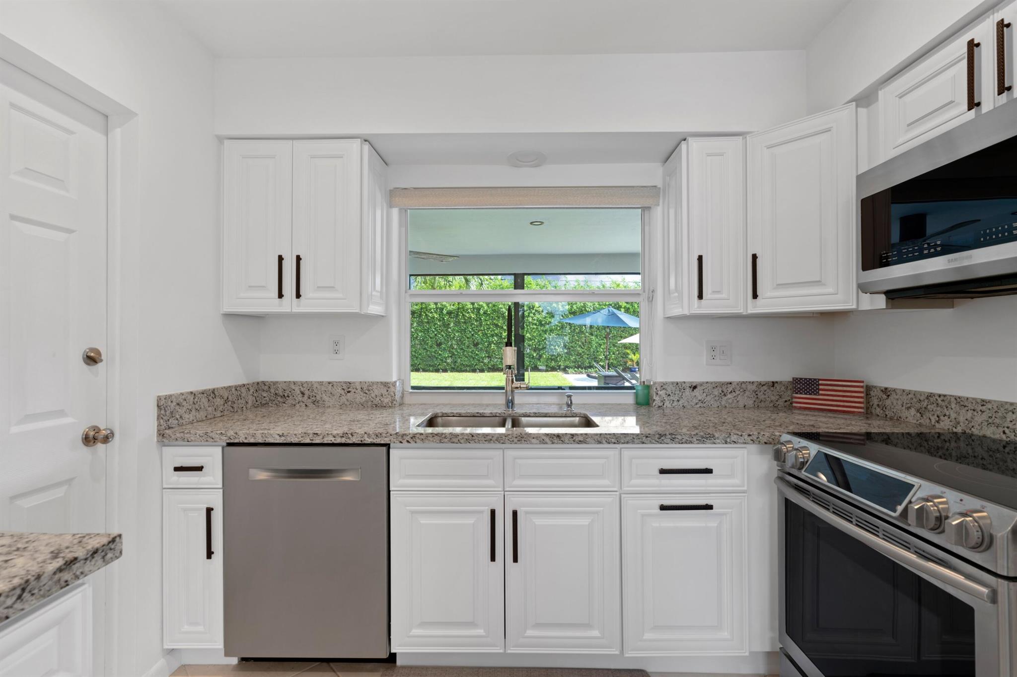 BOCA RATON SQUARE UNIT 7 - Residential