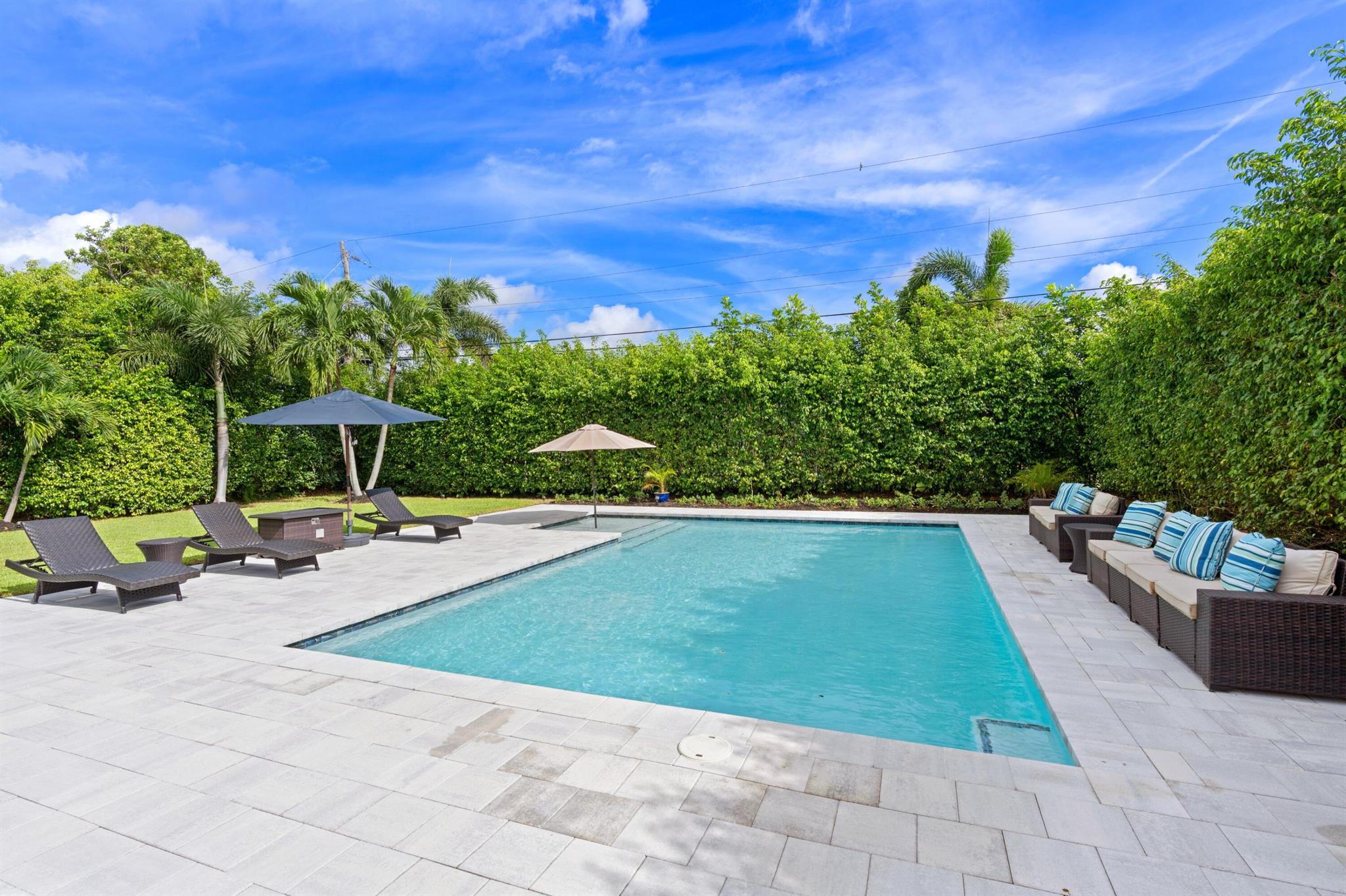 BOCA RATON SQUARE UNIT 7 - Residential
