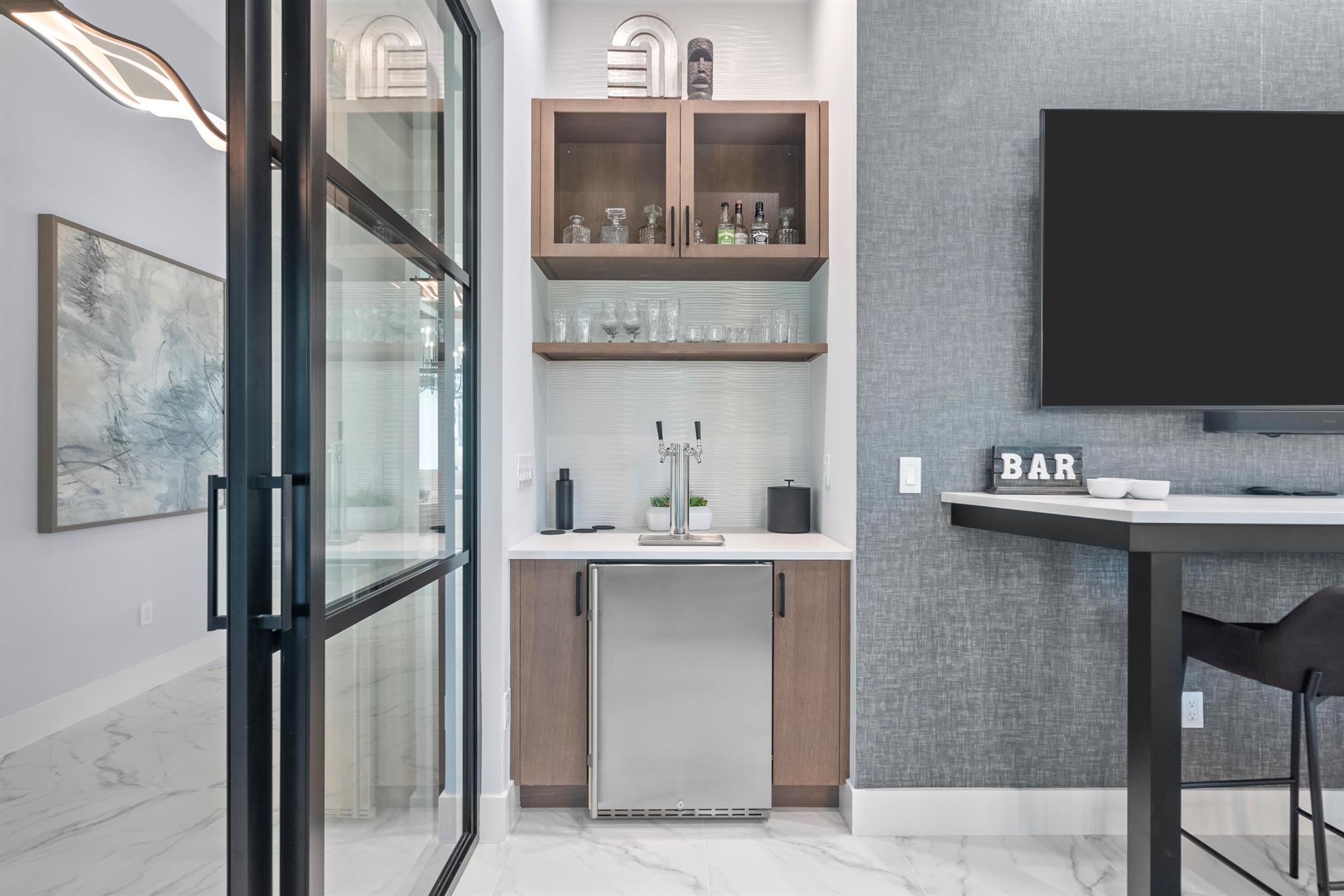 SEAGLASS P. D. - Residential