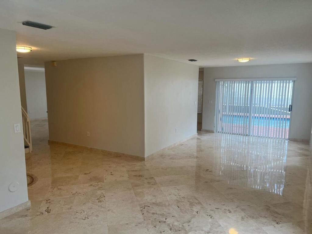 SAWGRASS PRESERVE - Residential Lease