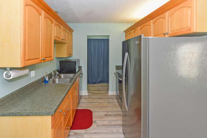 PINES OF JUPITER/TEQUESTA - Residential Lease