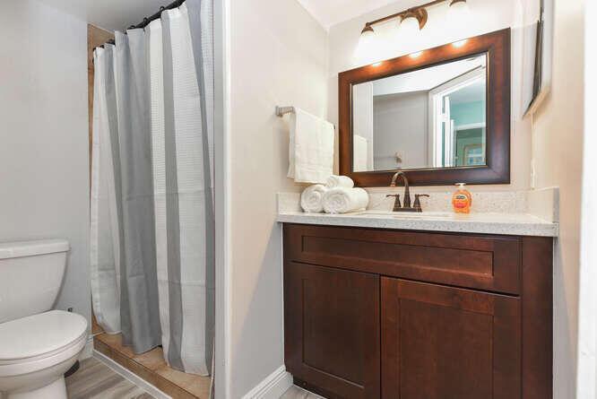 PINES OF JUPITER/TEQUESTA - Residential Lease