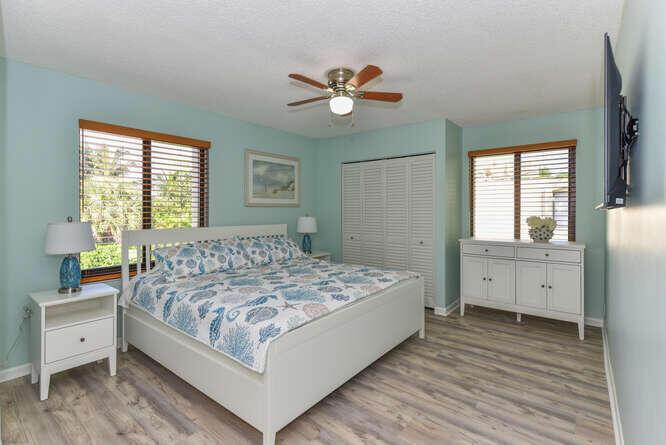 PINES OF JUPITER/TEQUESTA - Residential Lease