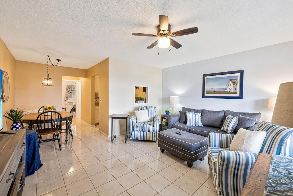 Photo of 2542 S Federal Highway #17, Boynton Beach, FL 33435 (MLS # R11137903)