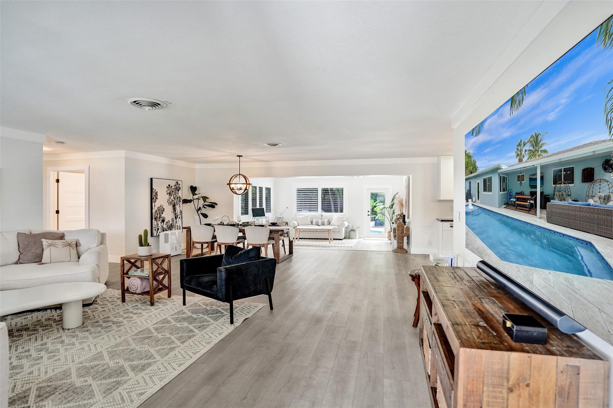 106 SE 10th Ct