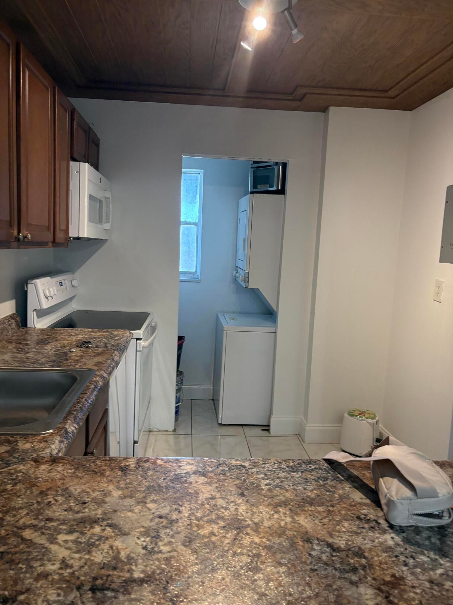 8000 S COLONY Circle S 201