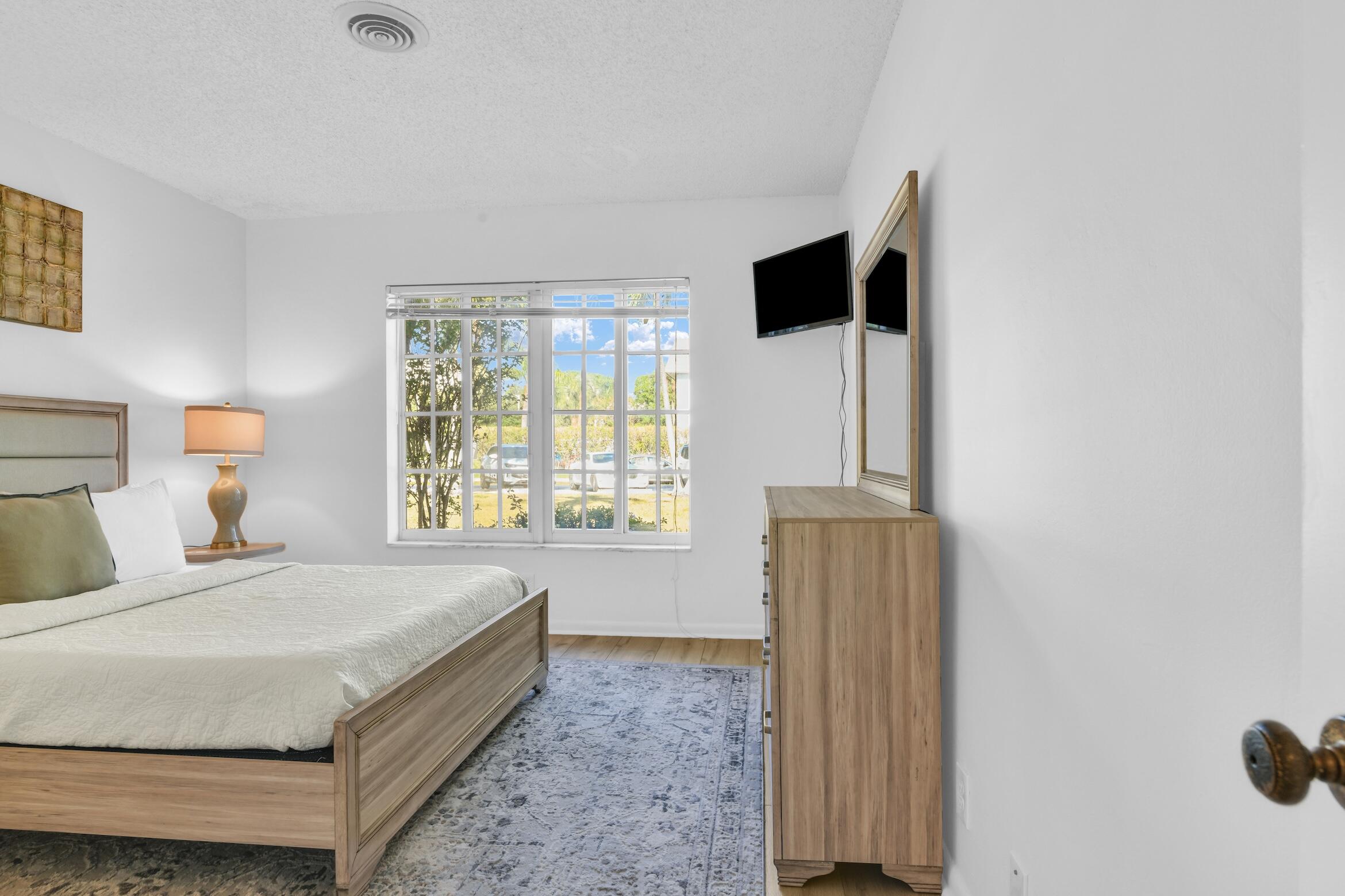 SEVEN SEVENTY EAST CAMINO REAL CONDO - Residential Lease