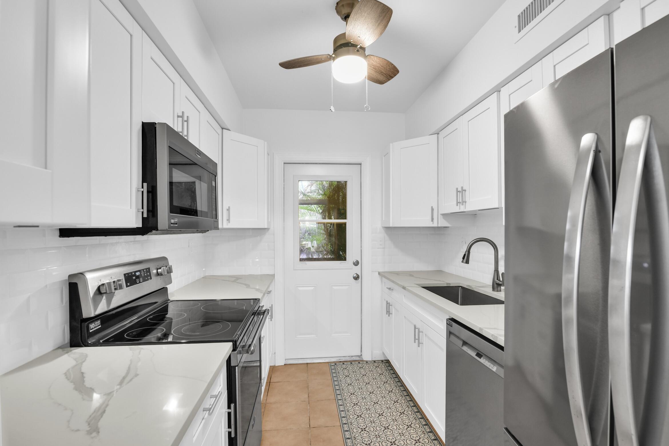 SEVEN SEVENTY EAST CAMINO REAL CONDO - Residential Lease