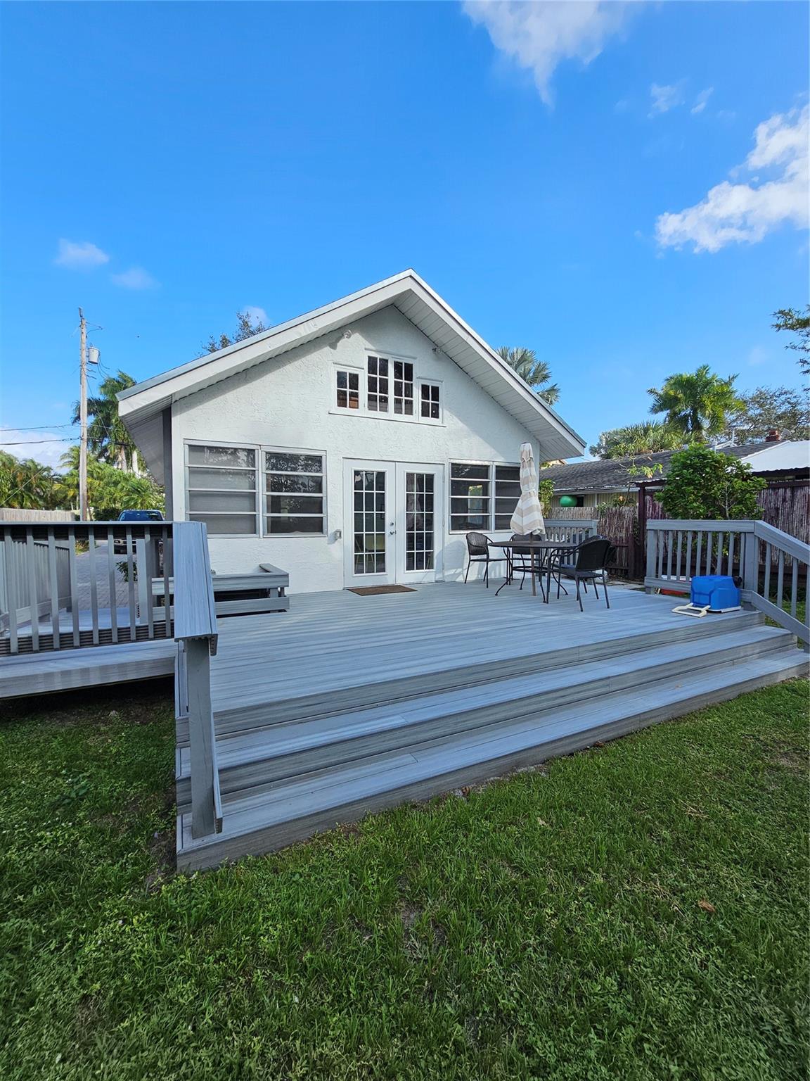 Tarpon River - Residential Lease