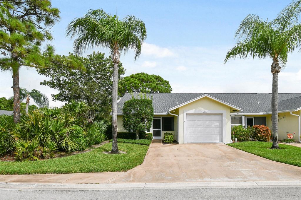 Photo of 10964 SE Sea Pines Circle, Hobe Sound, FL 33455 (MLS # R11016739)