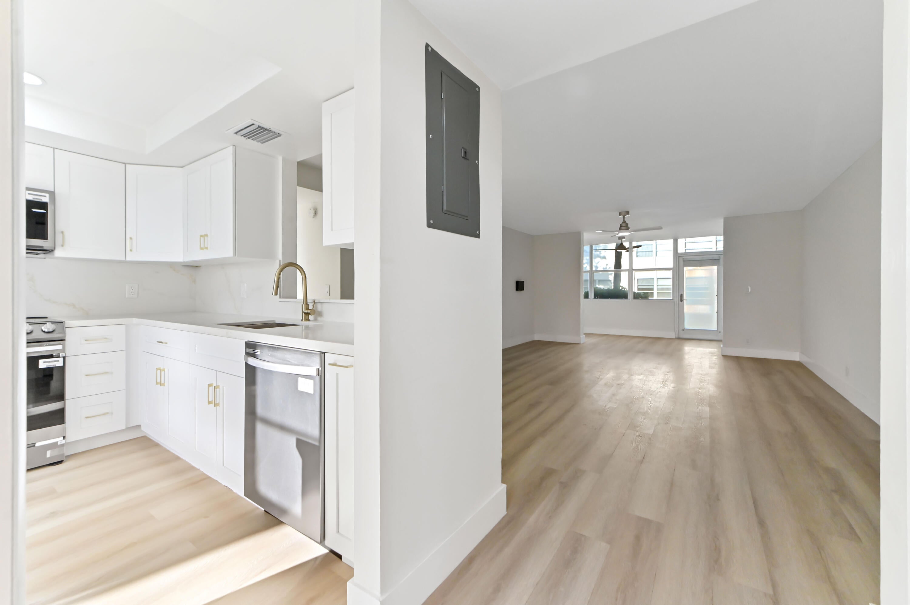 7 Willowbrook Lane 101