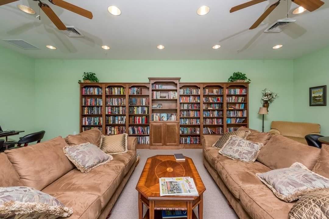 Silver Palms Rv Resort - Land