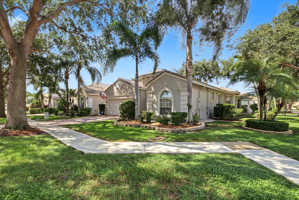 Photo of 7743 New Holland Way, Boynton Beach, FL 33437 (MLS # B26089256)