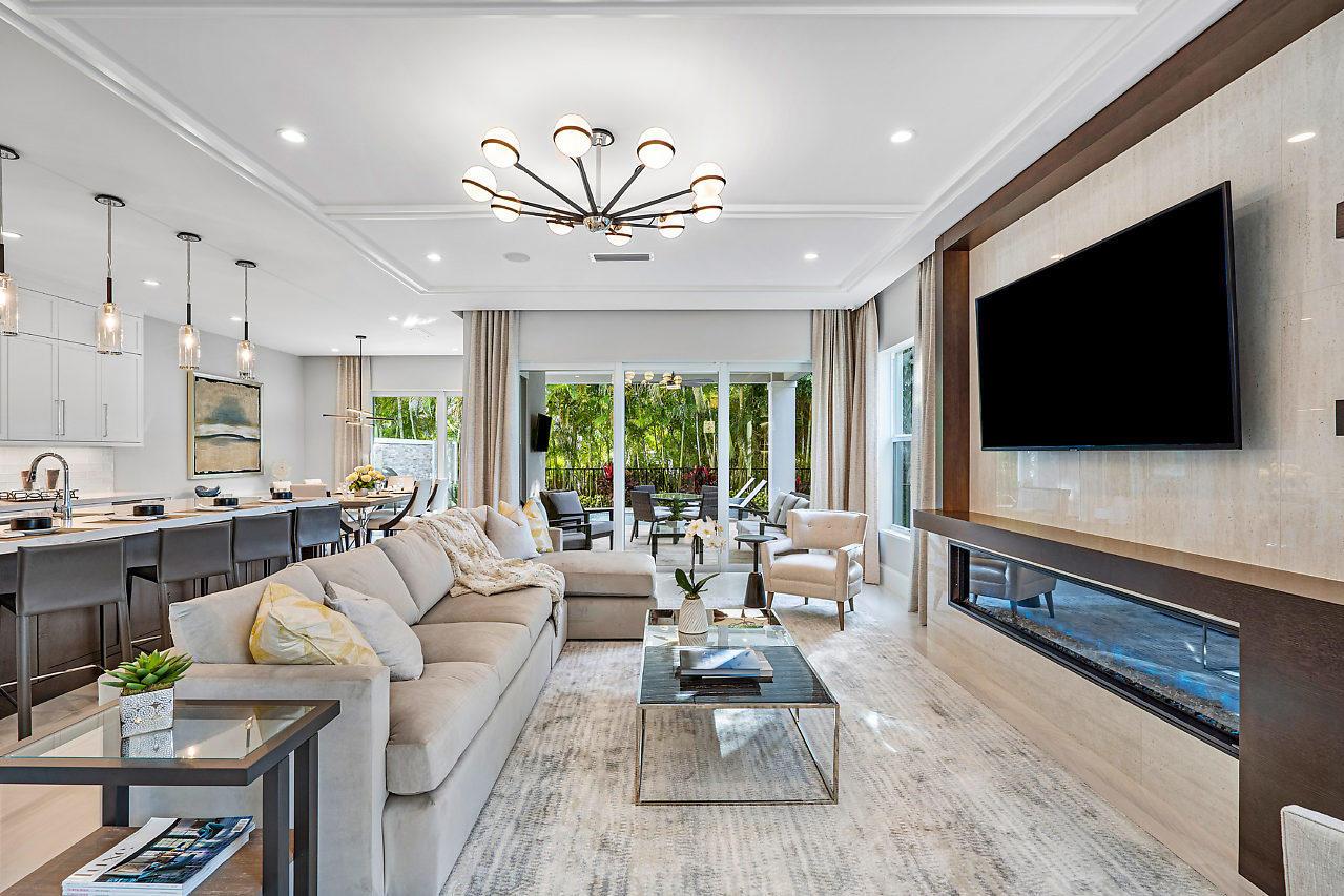 BOCA RATON RIVIERA UNIT D - Residential