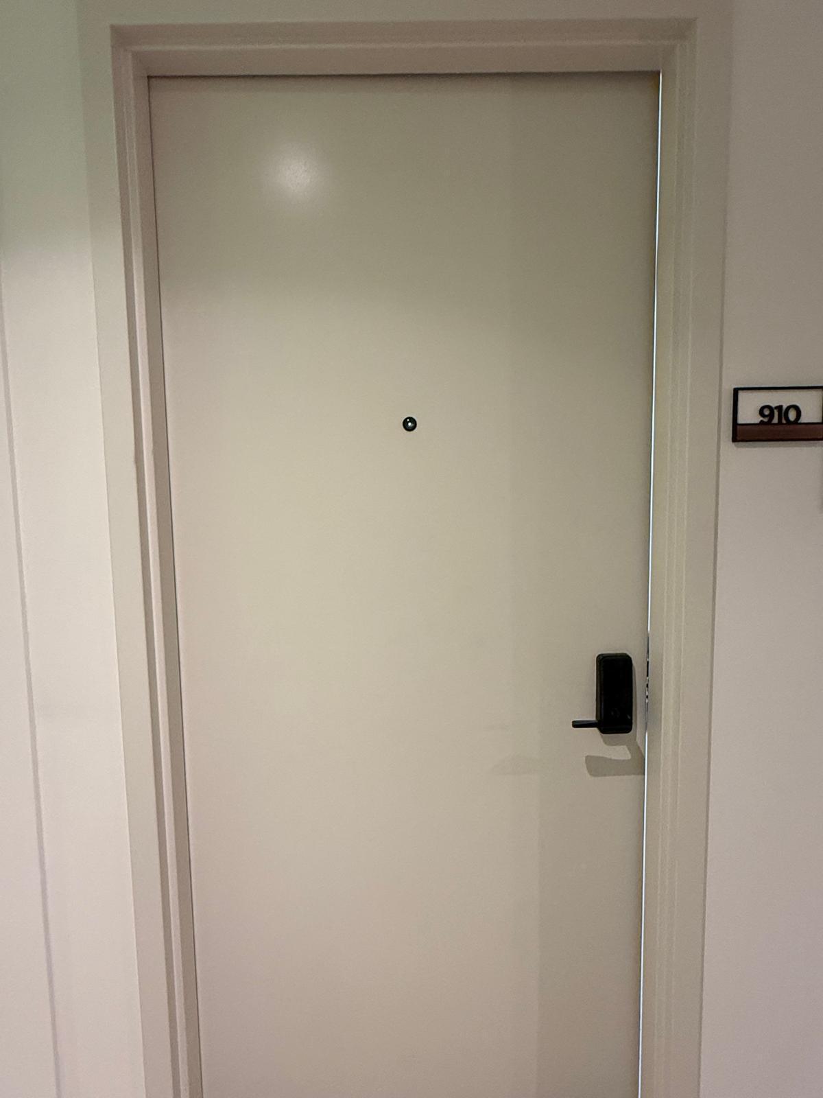 225 N Miami Avenue 910