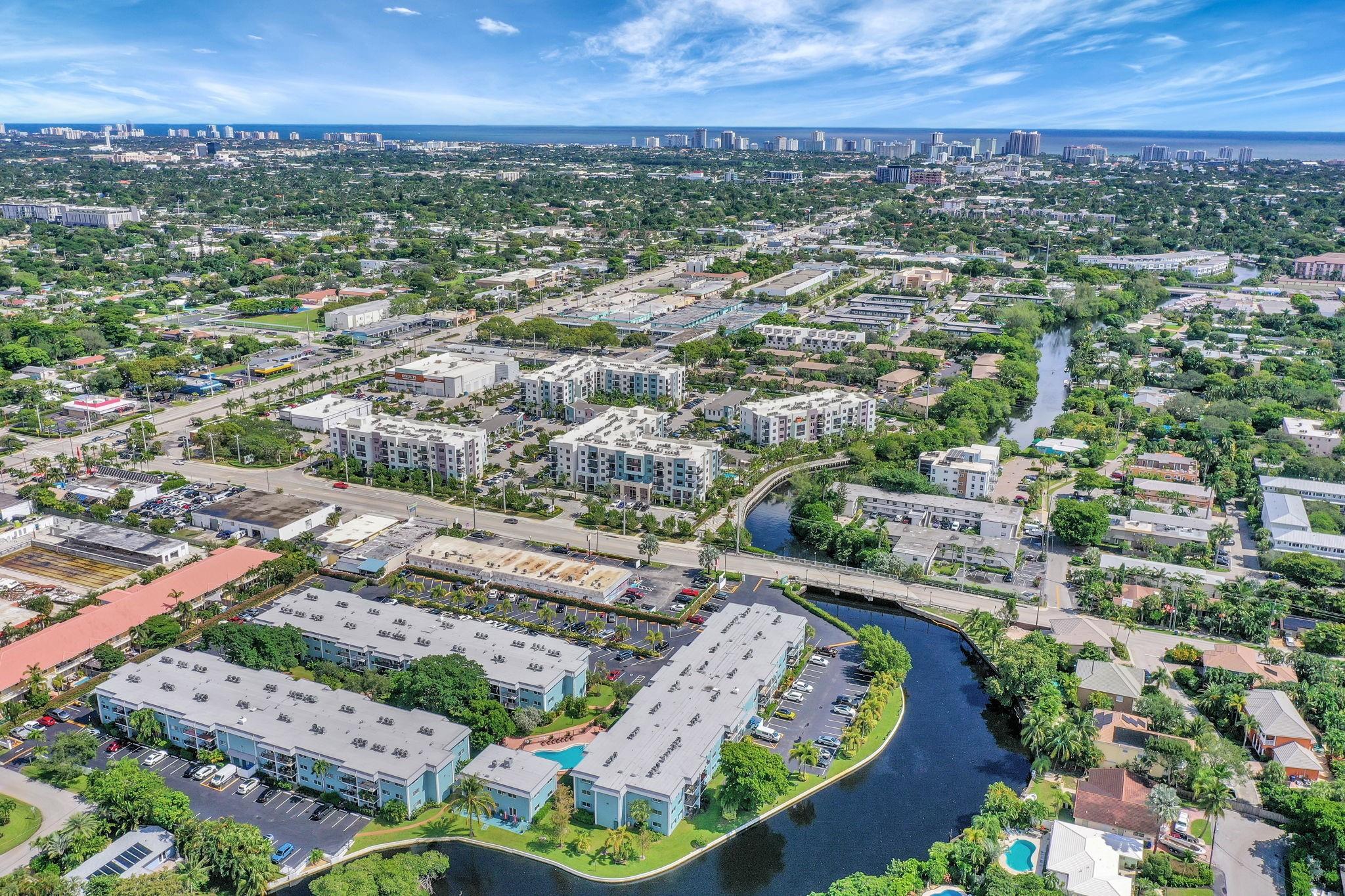 RIVER MANOR - Residential