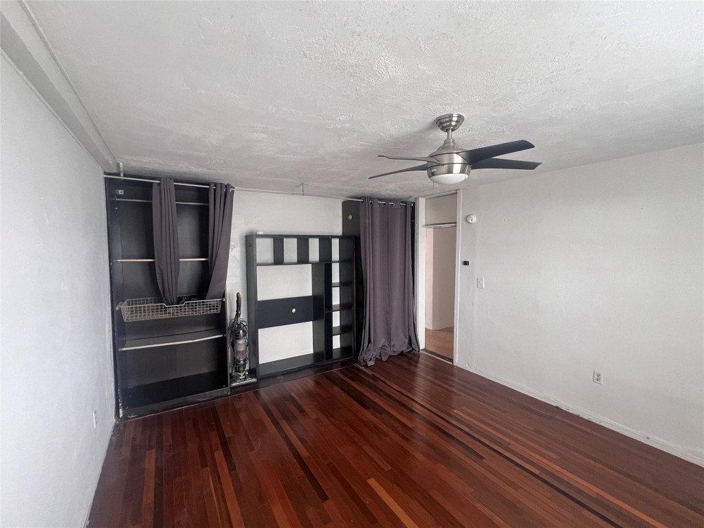 919 Michigan Condo - Residential