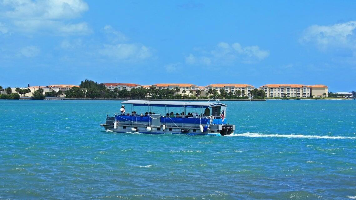 METES AND BOUNDS - Land