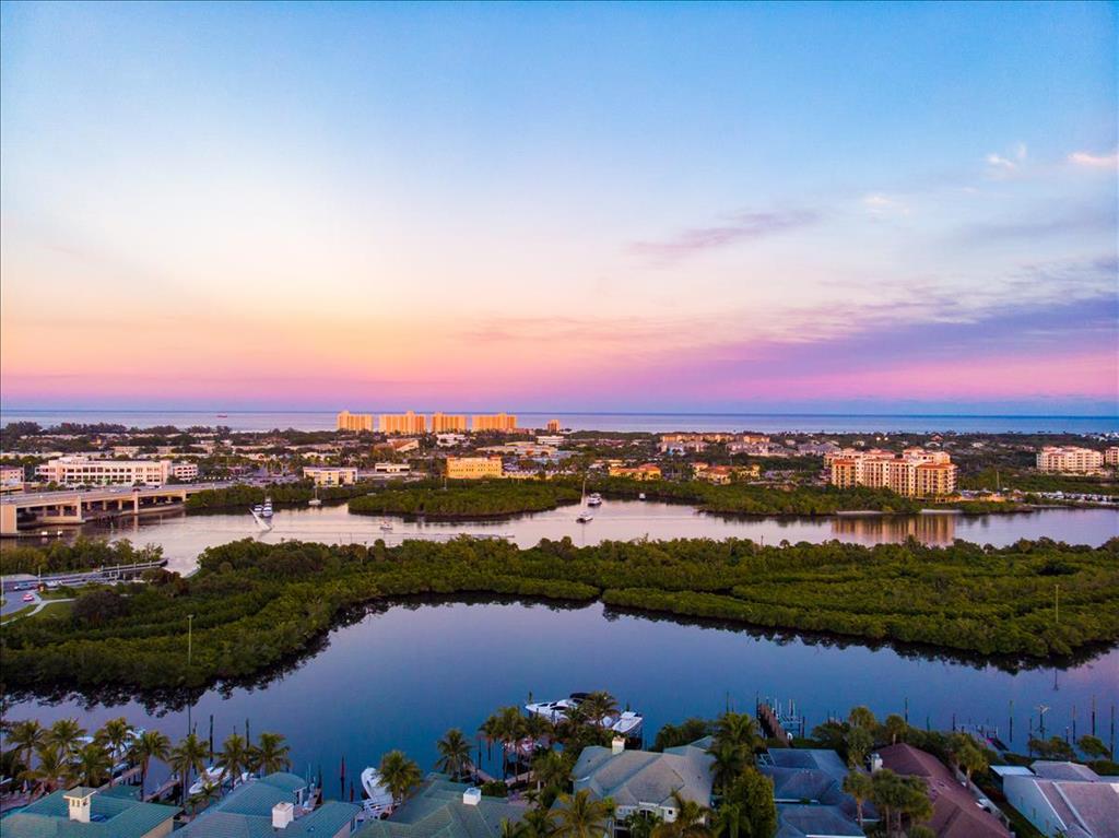 JONATHANS LANDING - Residential