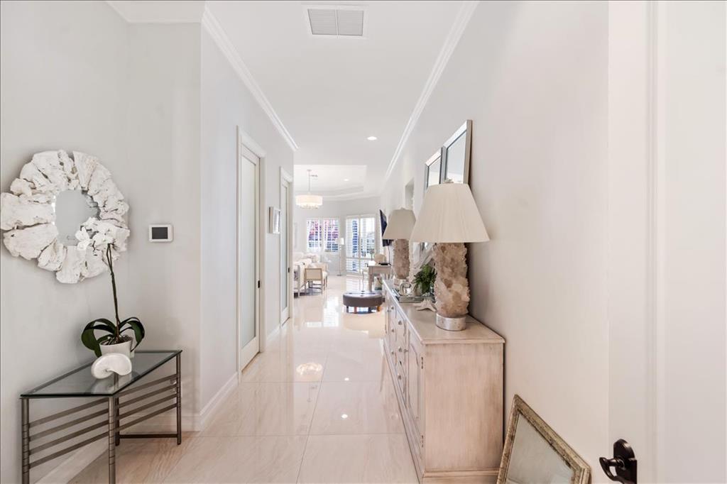 JONATHANS LANDING - Residential