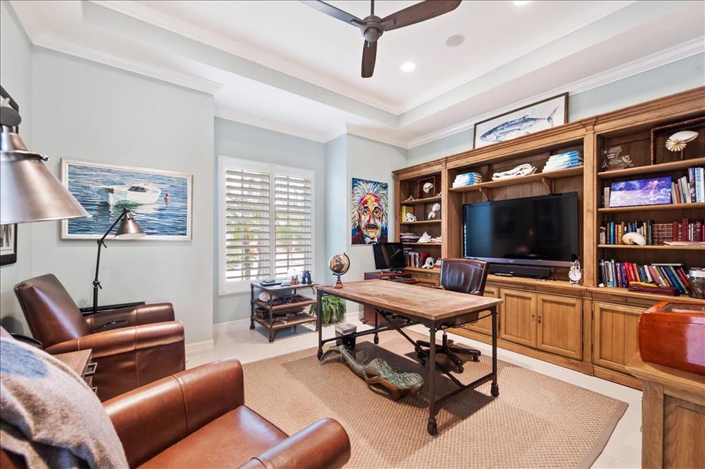 JONATHANS LANDING - Residential