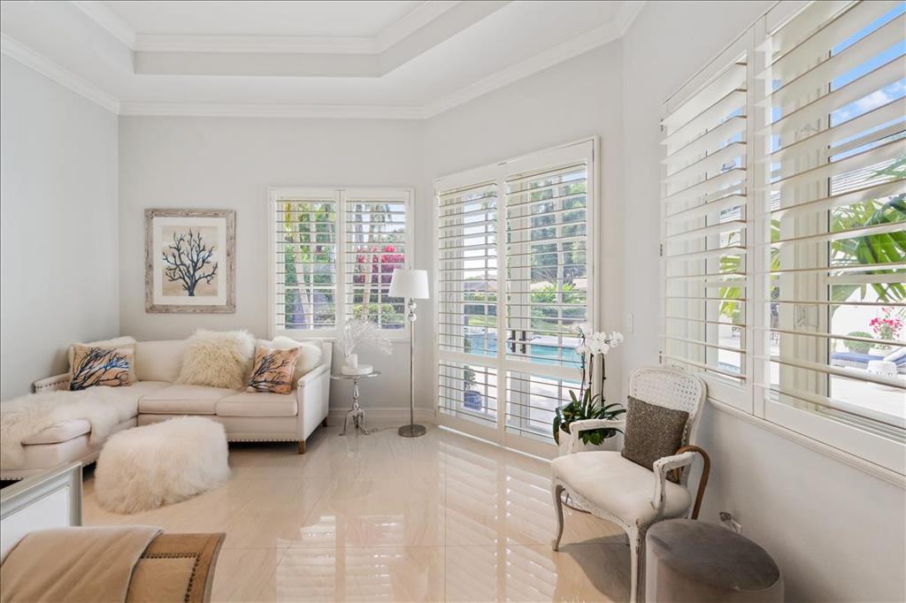 JONATHANS LANDING - Residential