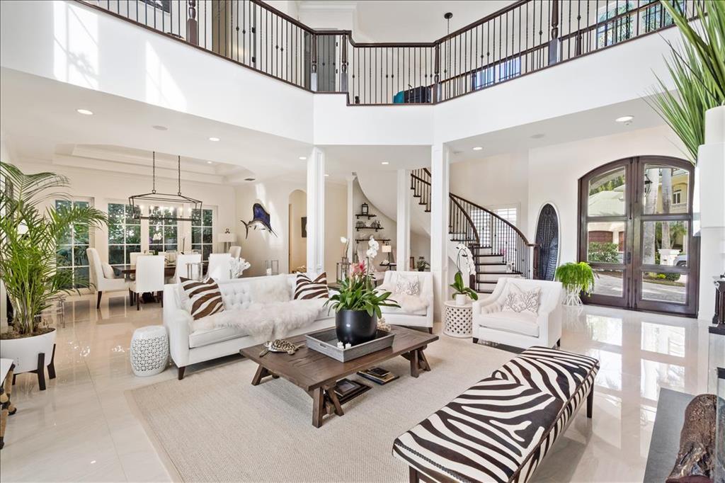 JONATHANS LANDING - Residential